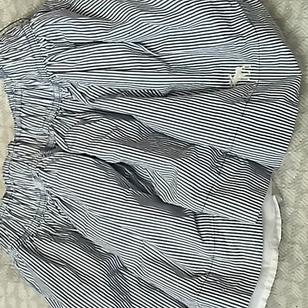 Abercrombie skirt NWT